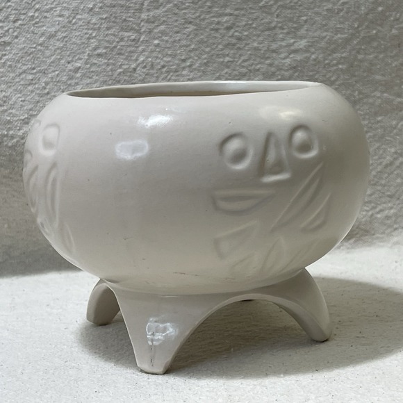 Roselane Beige Footed Planter Mid Century Modern Abstract Design Decor Pottery - Picture 1 of 10